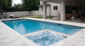 Geometic Pool and Spa with bubbles