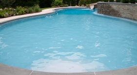 Freeform swimming pool